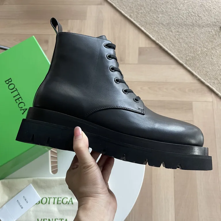 Bottega Veneta Shoe 